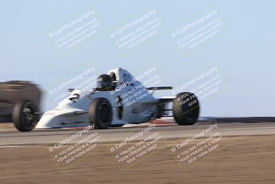 media/Oct-26-2025-CalClub SCCA (Sun) [[8ce1e69566]]/Group 6/Grapevine/